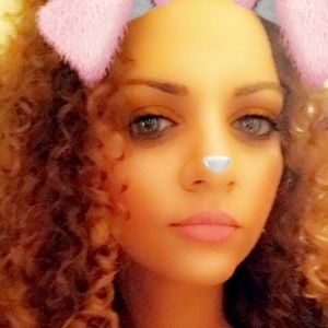 Meet your Posher, Mesha